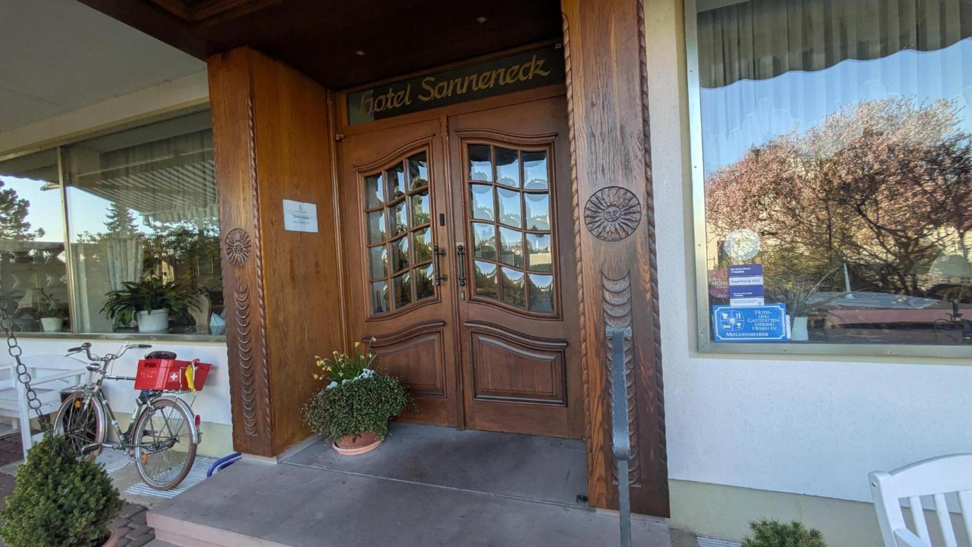 Landhotel Sonneneck - Breuna Im Naturpark ภายนอก รูปภาพ